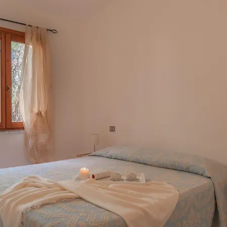 Outstanding Residenze Gallura 2 Bedroom Sleeps Child Num 0596 Apartment *